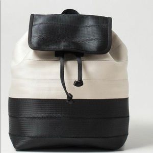 ISO Harvey’s Berkeley Backpack
